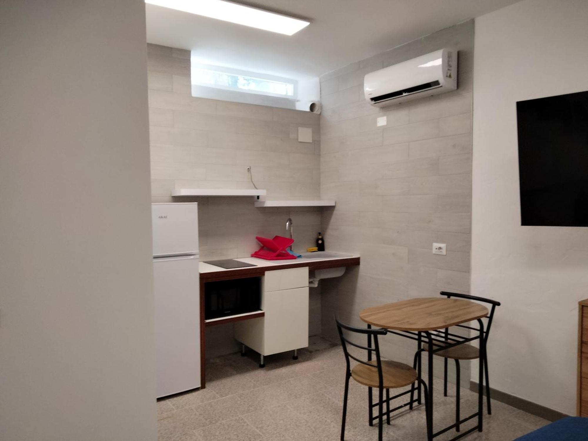 La Cantina Mini Appartamento Elmas Екстер'єр фото